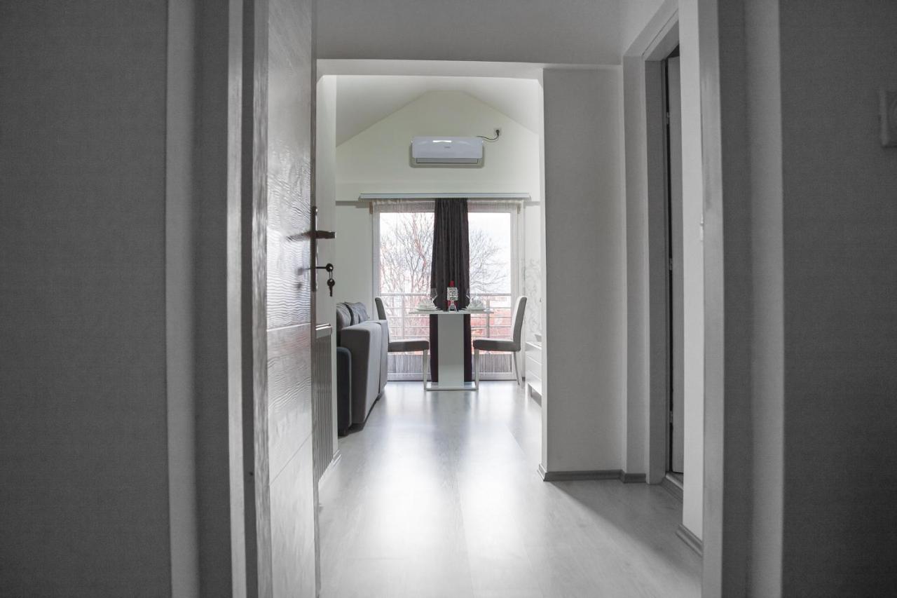 Family Apartmani Le Leskovac  Eksteriør bilde