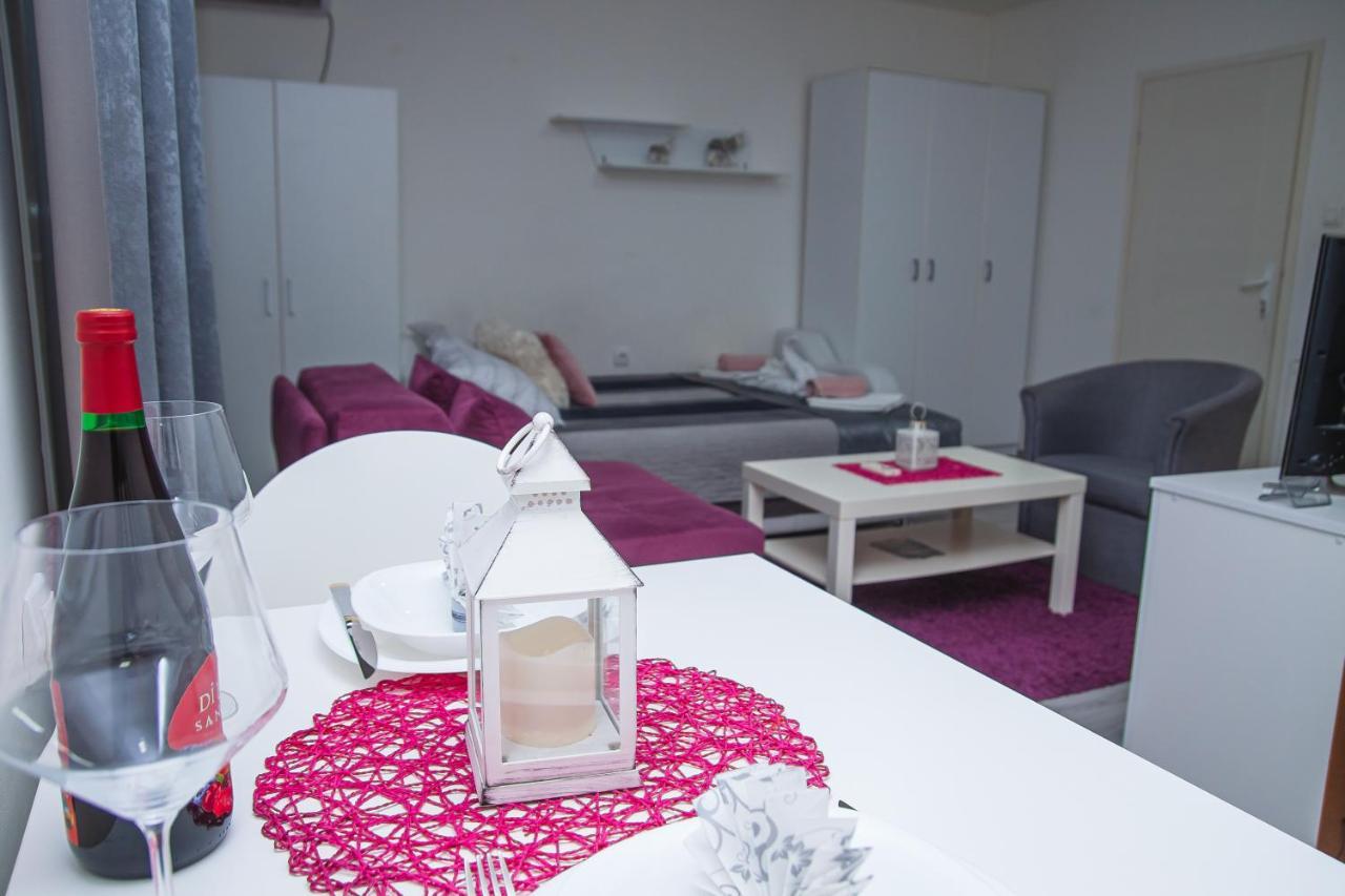 Family Apartmani Le Leskovac  Eksteriør bilde