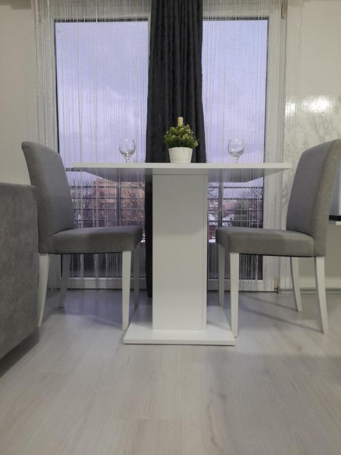 Family Apartmani Le Leskovac  Eksteriør bilde