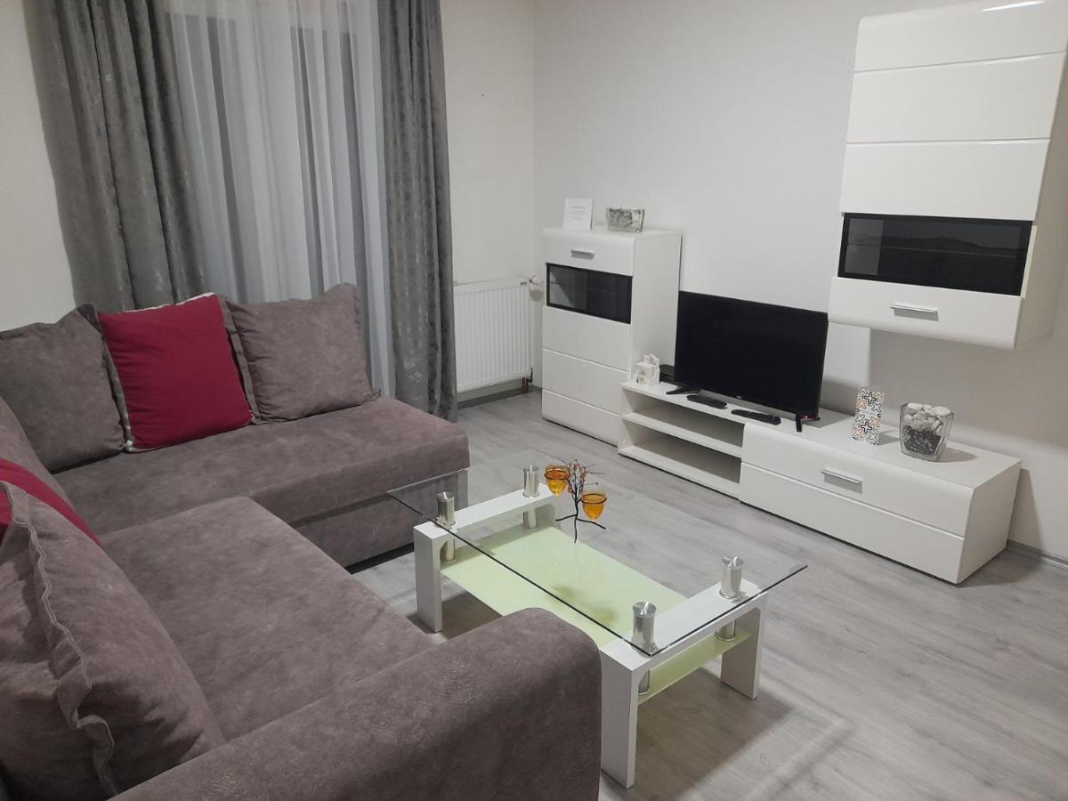 Family Apartmani Le Leskovac  Eksteriør bilde