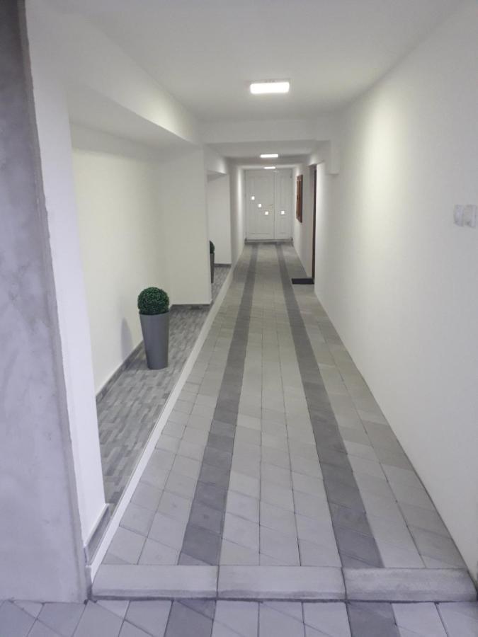 Family Apartmani Le Leskovac  Eksteriør bilde
